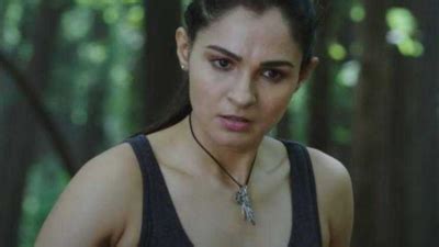 'Kaa' trailer: Andrea Jeremiah's thrilling survival drama hooks the ...