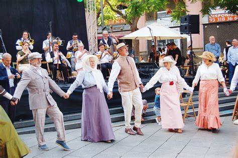 FOTOGALERIA Ballada Modernista De Sardanes