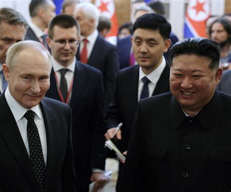 En Fotos La Visita De Putin A Corea Del Norte Donde Firm Un Pacto De