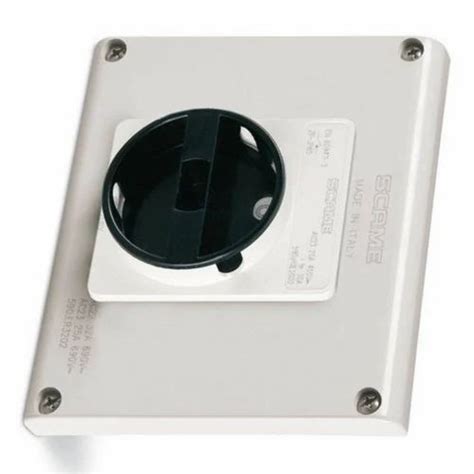 Scame 590gr2002 20a Dp Isolator Ip65 At ₹ 4092piece In New Delhi Id