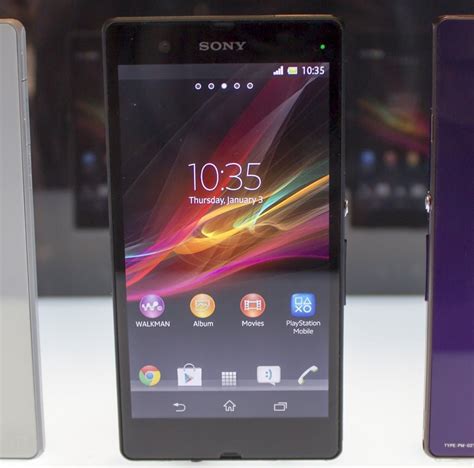 Ces Hands On With The Sony Xperia Z And Zl Video