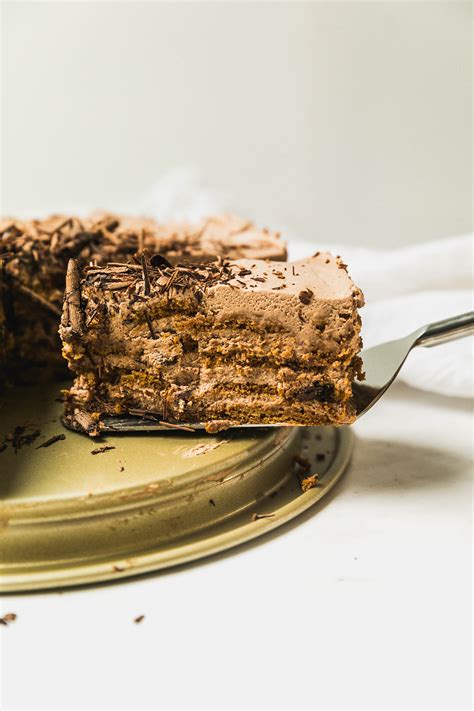 Mocha-Chocolate Chip Icebox Cake - Never Not Hungry