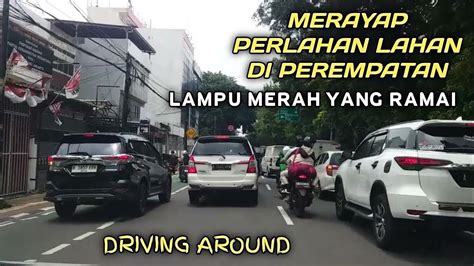 Suasana Jalan Raya Di Perempatan Lampu Merah Jakarta City Youtube