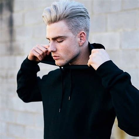 25 Coolest Straight Hairstyles For Men To Try In 2025