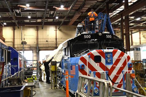 News photos: Metra unveils first SD70MACH (updated) - Trains