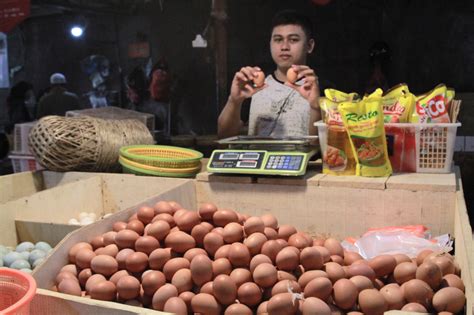 Jelang Ramadhan Harga Sembako Mulai Naik