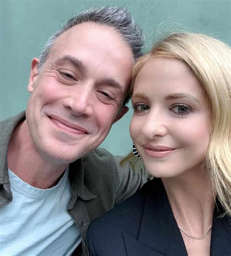 Sarah Michelle Gellar And Freddie Prinze Jr Have Best Date Dinner