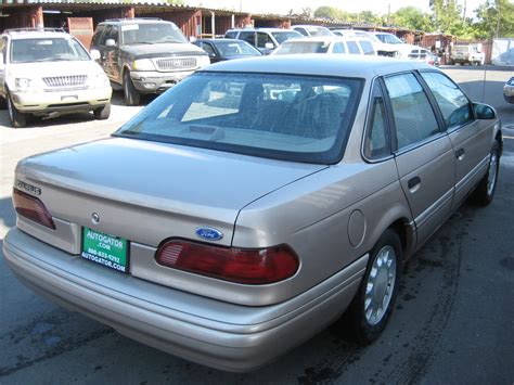 1993 Ford Taurus - Information and photos - MOMENTcar