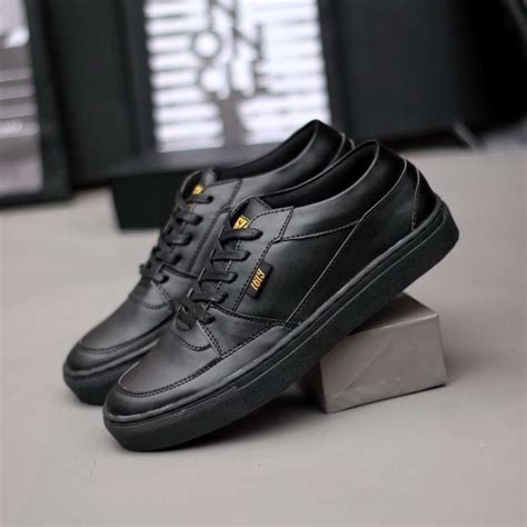 Promo Wolf Sepatu Casual Formal Pria Hitam Kulit Sintetis Kerja Kantor