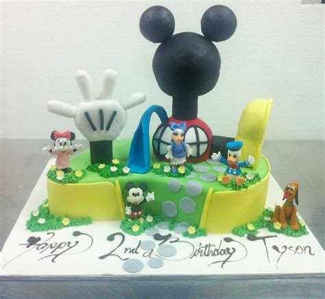 Micky Mouse Cake Decorated Cake By Cake Cakesdecor