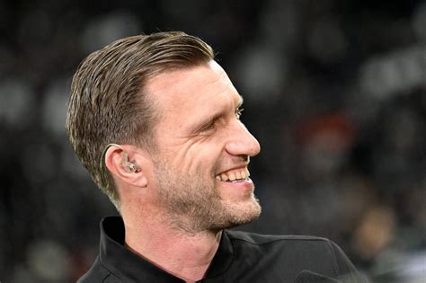 Eintracht Boss Markus Krösche lässt sich auf eine Titel Wette ein