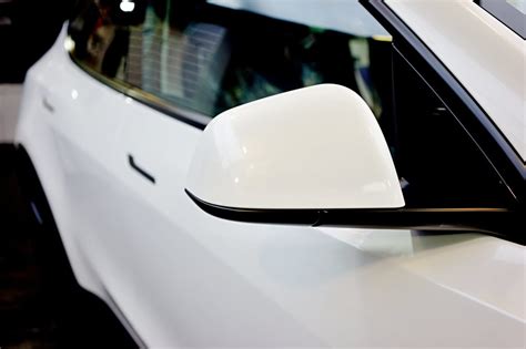 Tesla Model Y white - ppf.com.hk