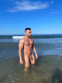 Photo Naked Men On The Beach Page Lpsg