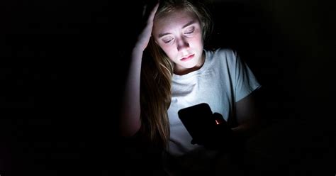 How Do Smartphones Impact Youth Mental Health Psychology Today