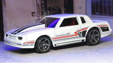 Hot Wheels 86 Monte Carlo SS White Muscle Mania Hard To Find Collector