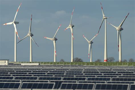 Green fatigue threatens clean-energy leader Germany - The World from PRX