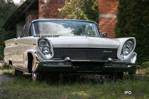 1958 Lincoln Continental - Car Photo and Specs