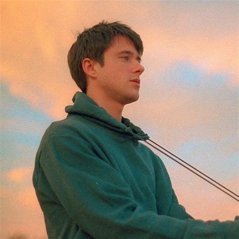 Alec Benjamin