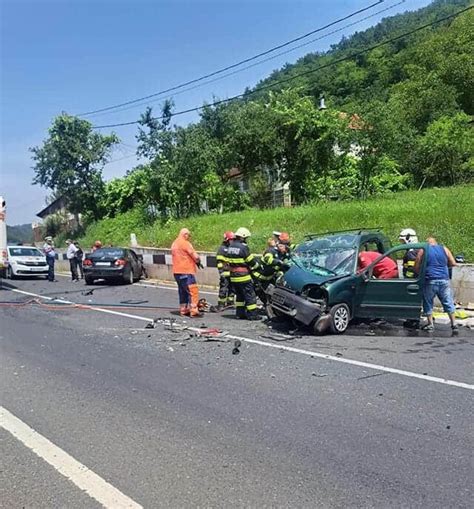 Foto Video Accident Cu Dou Victime Pe Dn N Jude Ul Hunedoara