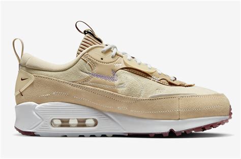 Serena Williams Design Crew X Nike Air Max 90 Futura DX4221 200 Release