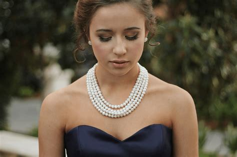 Reasons Why Girls Love Wearing Pearls Necklace Chicmags