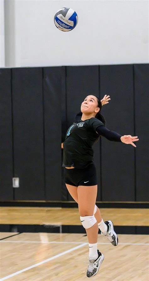 Volleyball Team Wins Home Finale Chandler Gilbert Community College