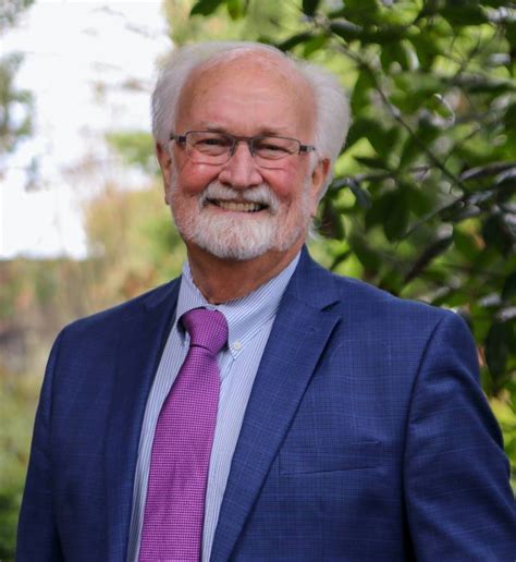 Edmonds College Welcomes Dave Earling To Its Board Of Trustees