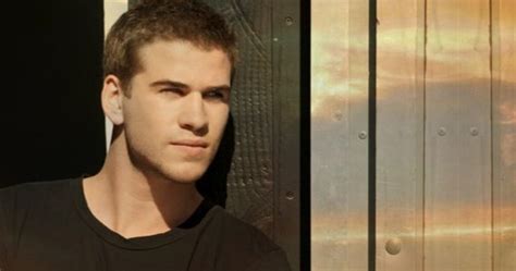 Liam Hemsworth Signs Up For ‘The Expendables 2′