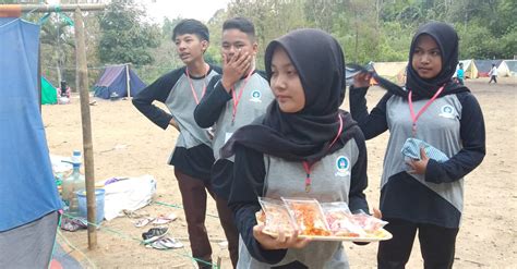 EKSTRA KIR SMA N 1 CIKIJING Kegiatan KIR Di Bumi Perkemahan