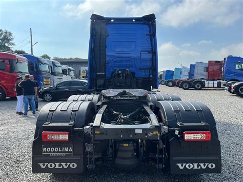 Volvo Fh 540 Cab Globetrotter Tração 6X4 ano 2022 2022 Azul Susp a Ar