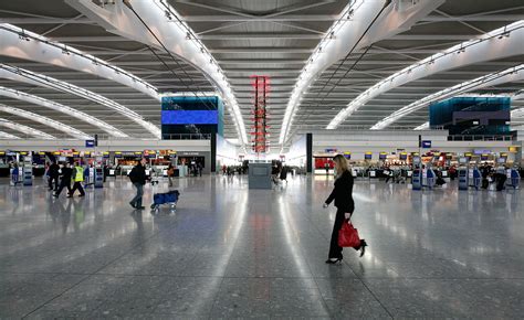 Heathrow Airport Breaks Christmas Passenger Record