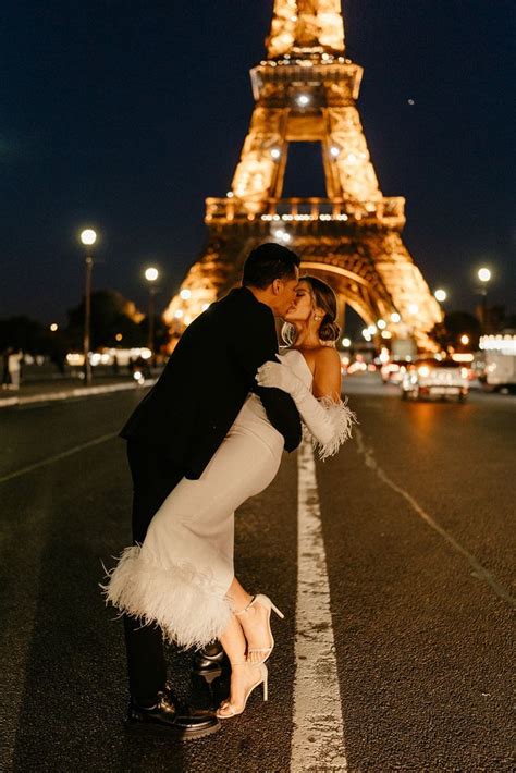 Romantic Dip Photoshoot By The Eiffel Tower With Fashionable Couple Eiffel Tower Picture Ideas