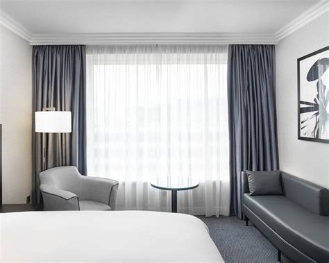 Day Rooms Sofitel London Gatwick - no booking fee