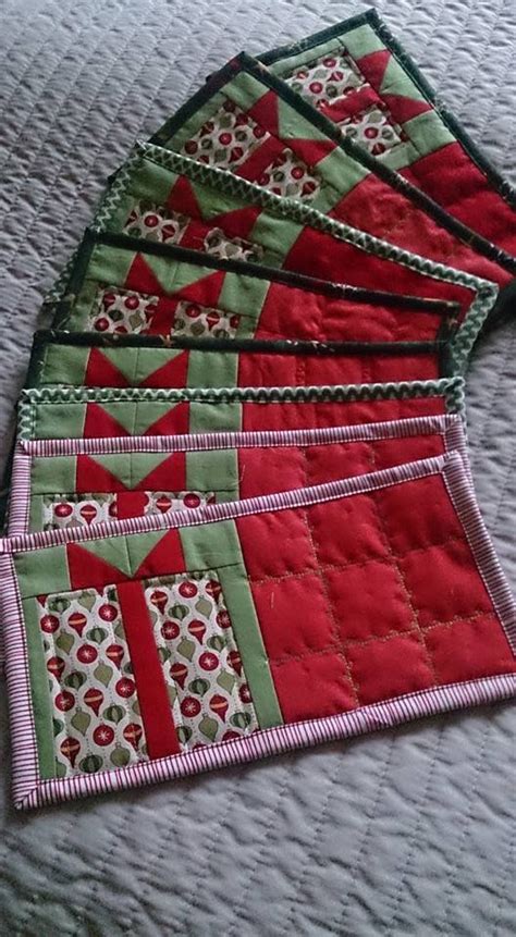 Pin By Darla Gallew On Theme Table Placemats And Mug Rugs Christmas