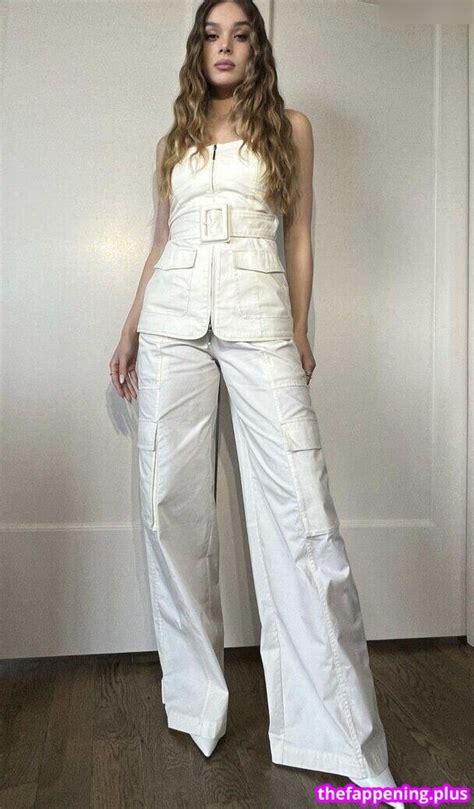 Hailee Steinfeld Haileesteinfeld Https Nude OnlyFans Photo The Fappening Plus