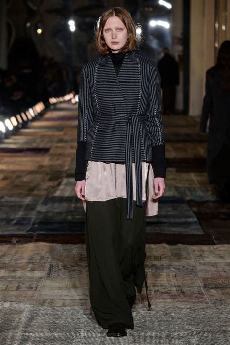 Damir Doma Woman Autumn-Winter 2016