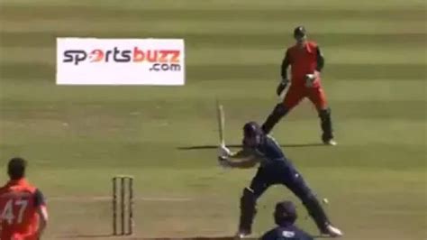 Ned Vs Eng Tried Bouncer Hit The Ball Off The Pitch Butler S Six