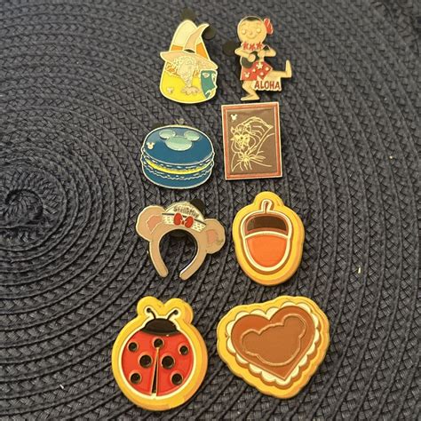 Disney Trading Pin Lot 8 Different Characters FREE COMBINED SHIPPING EBay