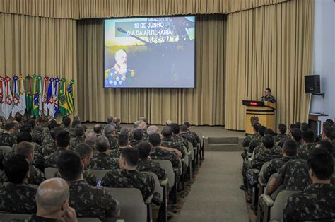 ECEME Realiza Palestra Alusiva Ao Dia Da Artilharia