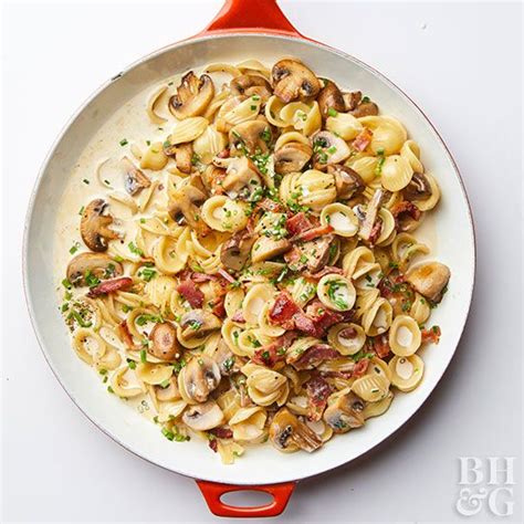 Creamy Mushroom and Bacon Pasta