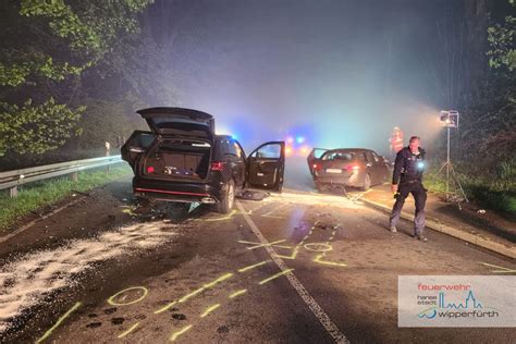 Öl und Benzin nach Verkehrsunfall Freiwillige Feuerwehr Hansestadt