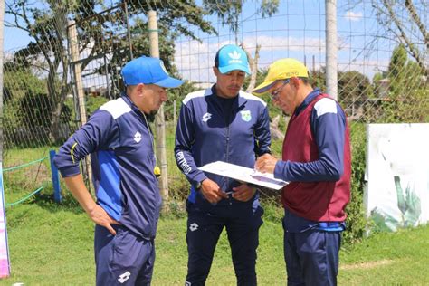 El Patrón Mejía tras vencer en semifinales a Independiente JFA sello