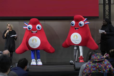 Paris 2024 Olympics Paralympics Mascot Is A Smiling Hat Bloomberg