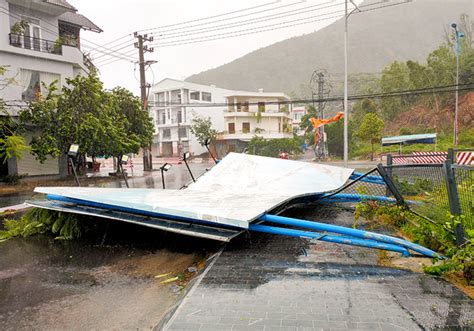 Storm Etau Tears Off Dozens Of Roofs Causes Blackouts B O Kh Nh H A