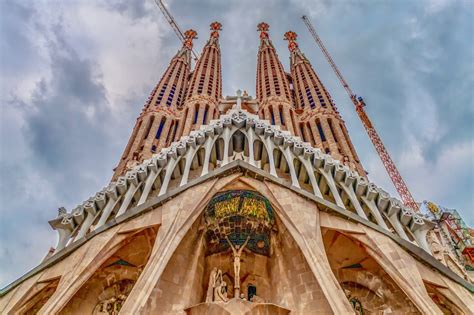 Who was the Architect of the Sagrada Familia? | Working with an Architect