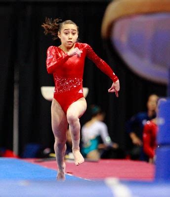 Pin By Arnaldo Artigas On Esportes Katelyn Ohashi Gymnastics