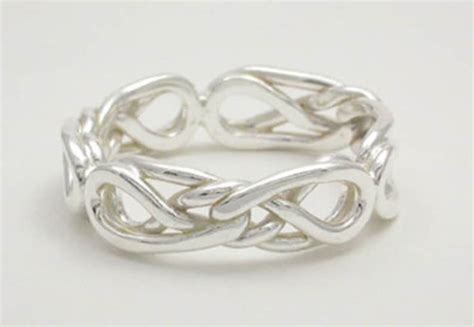 Eternal Love Celtic Knot Ring - Etsy