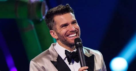 The Masked Singers Joel Dommett Strips Off As Star Ditches Shirt And