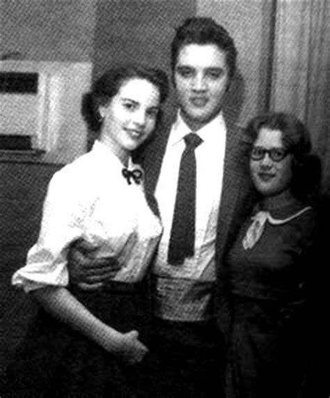 October 12 Events- Today in Elvis Presley History – Elvis Presley