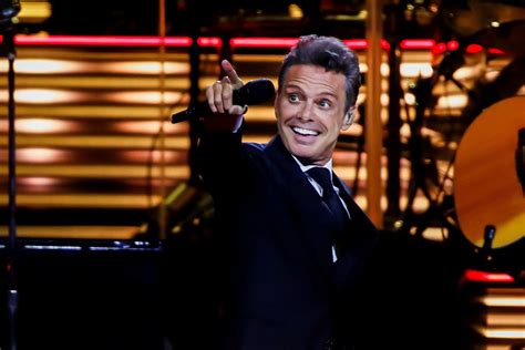 Luis Miguel Lleg A La Argentina Para Cerrar Su Hist Rica Gira Mundial